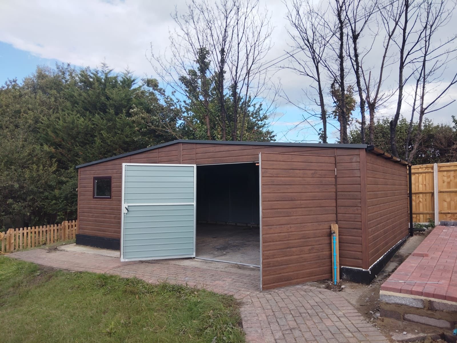 Garages project 7 by AlumaGates