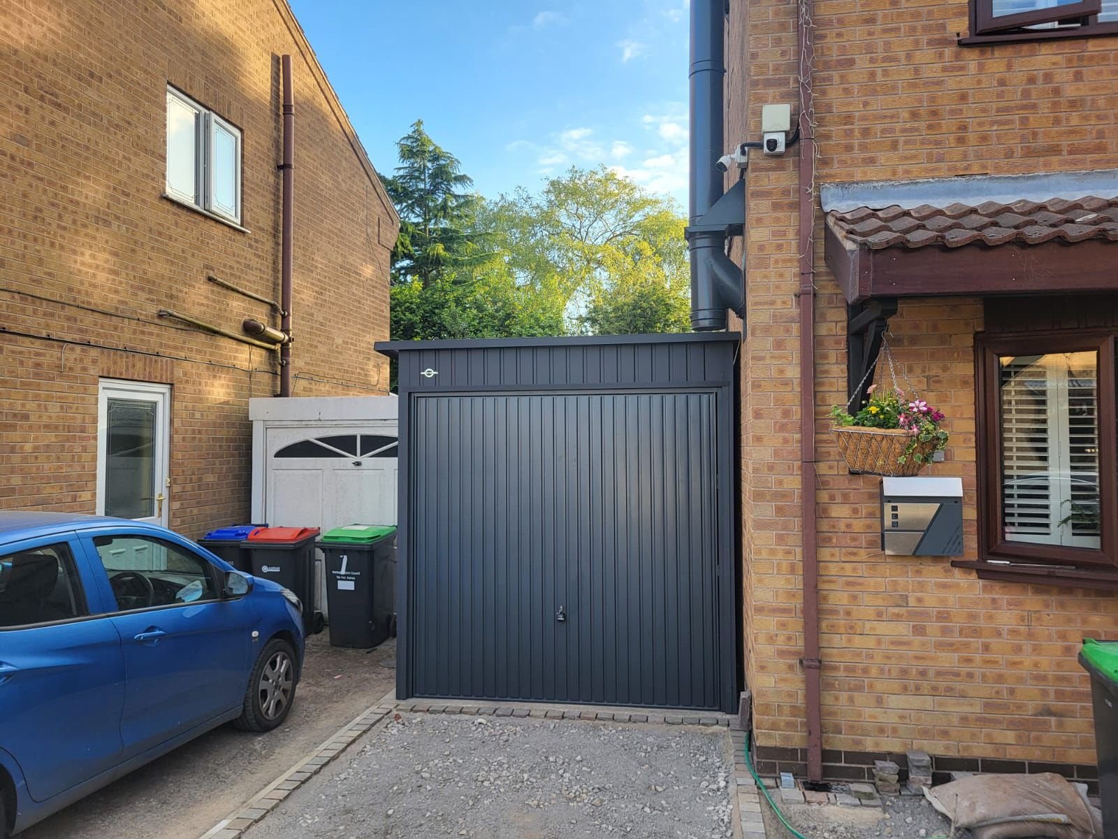 Garages project 9 by AlumaGates