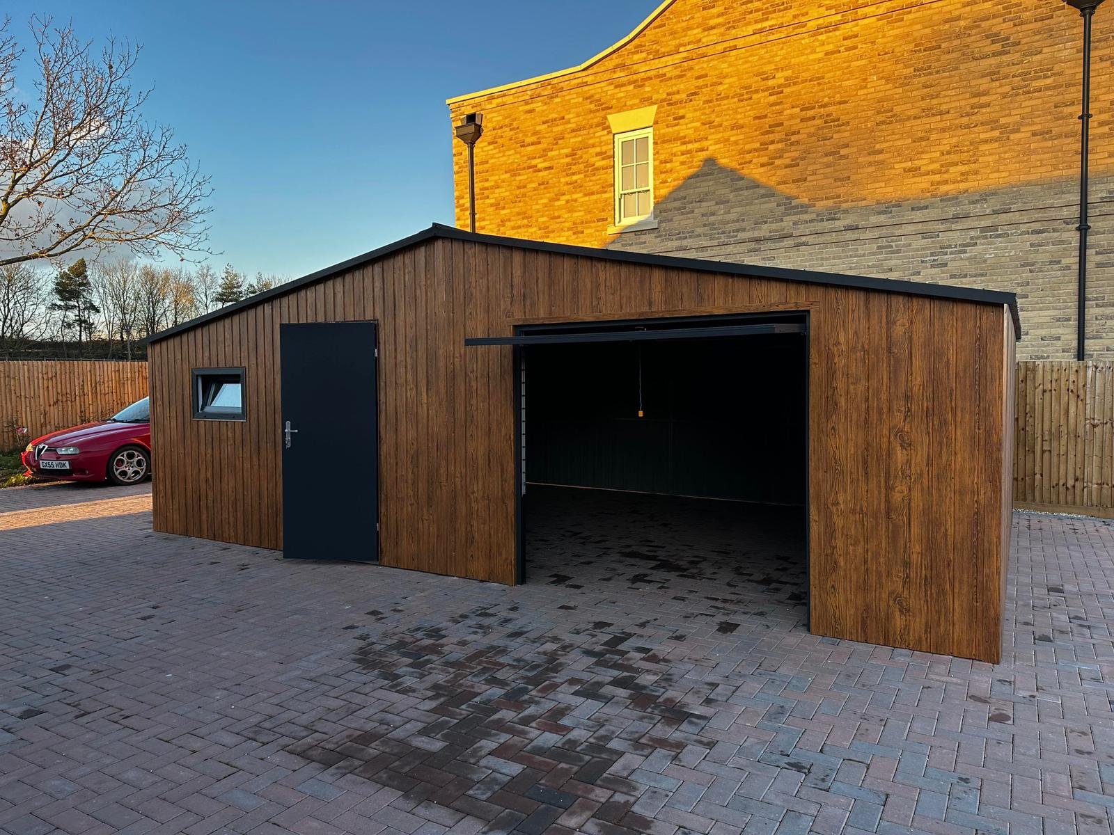 Garages 5